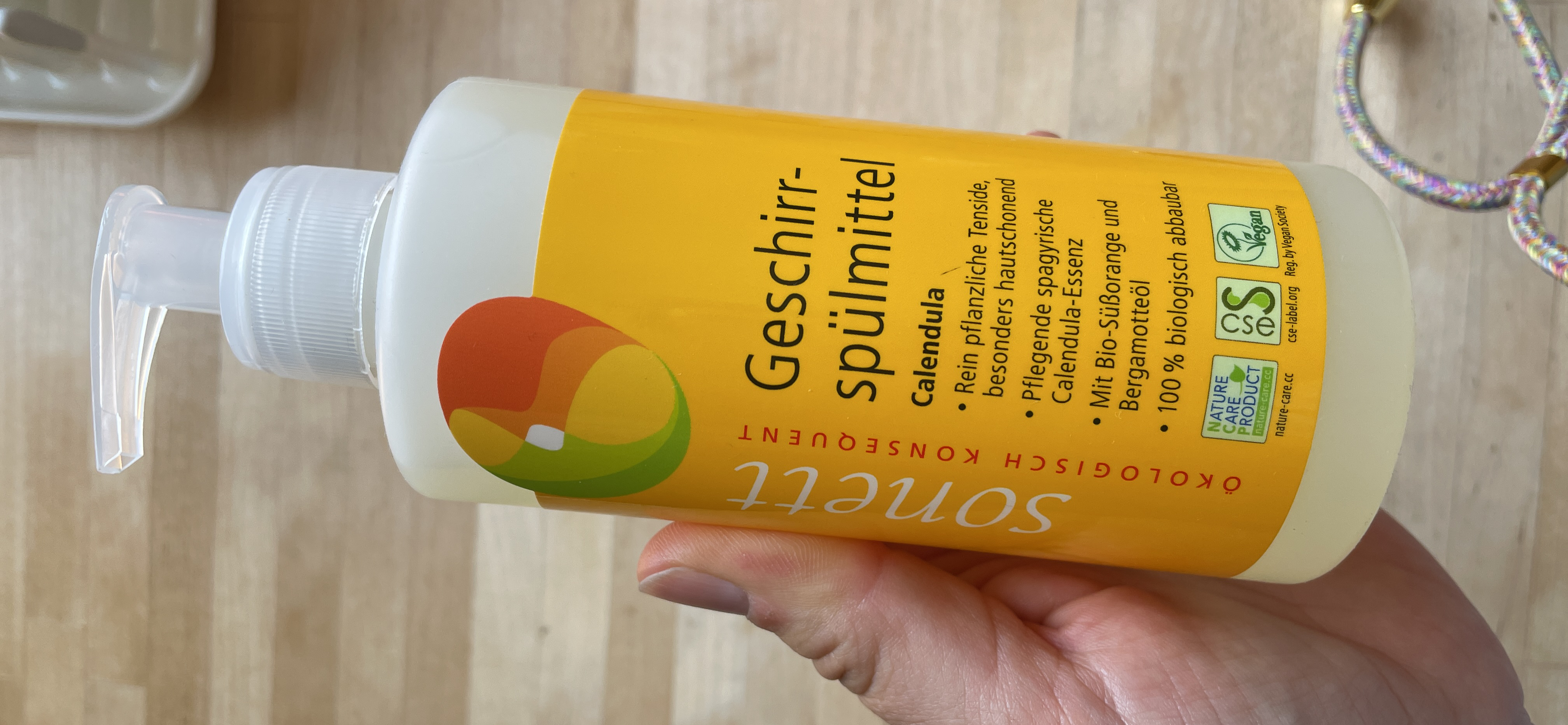 Endlich spülen ohne Hautprobleme